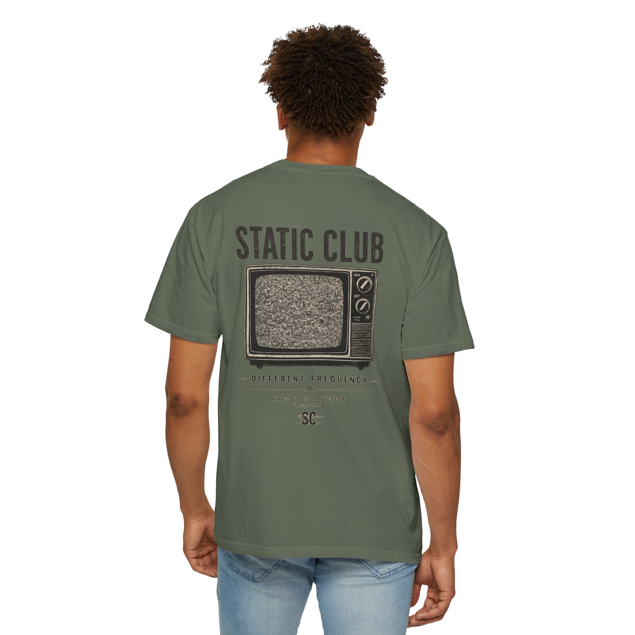 Static Club Vintage TV Screen T-Shirt | Retro Noise Graphic
